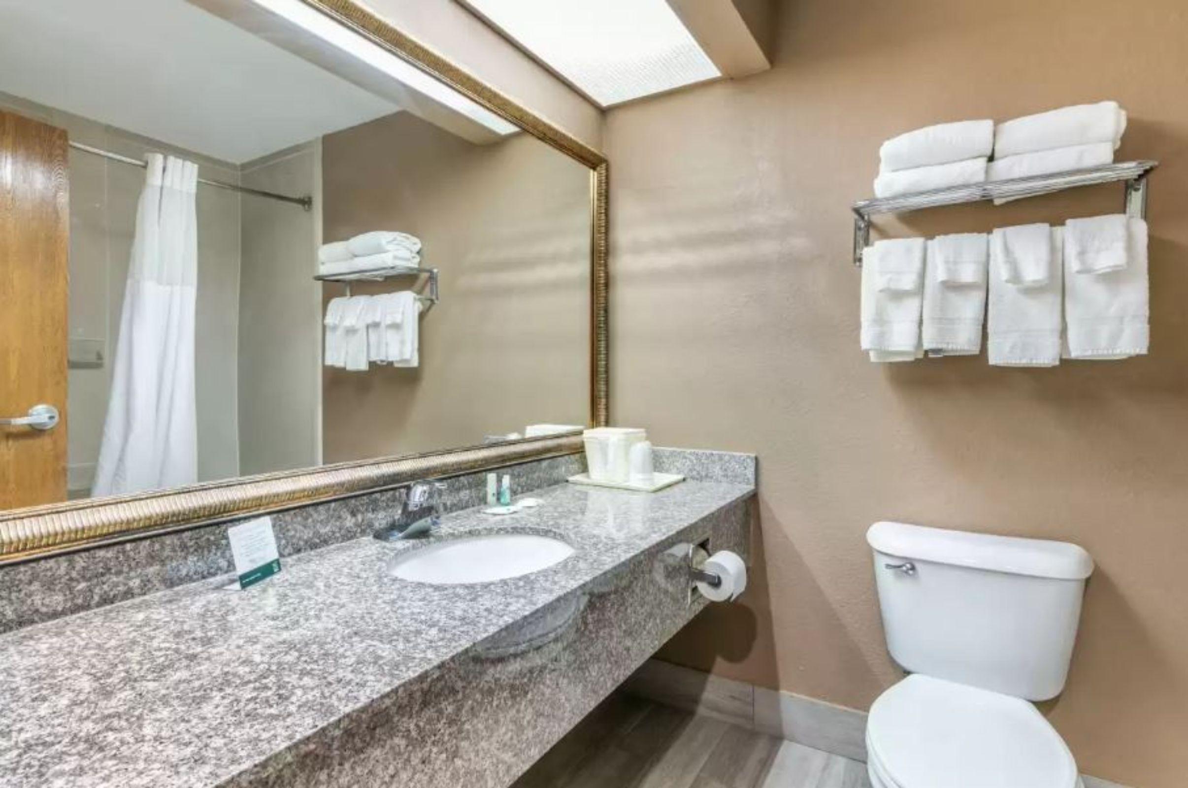 Quality Inn Rogersville Luaran gambar